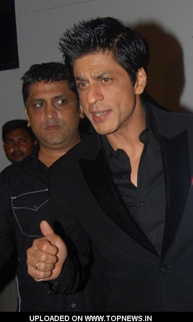 Shahrukh Khan at  I Am She 2010 Grand Finale